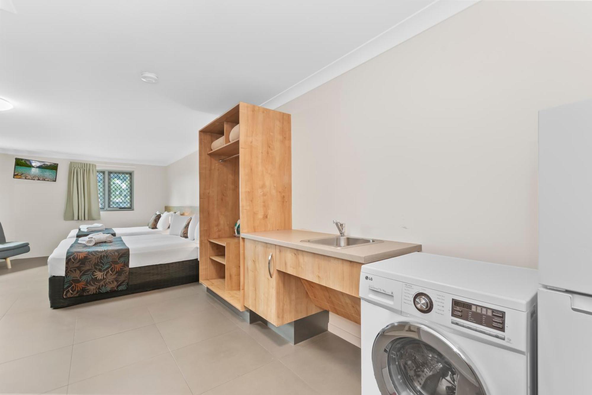 Castle Crest Motel Townsville Buitenkant foto