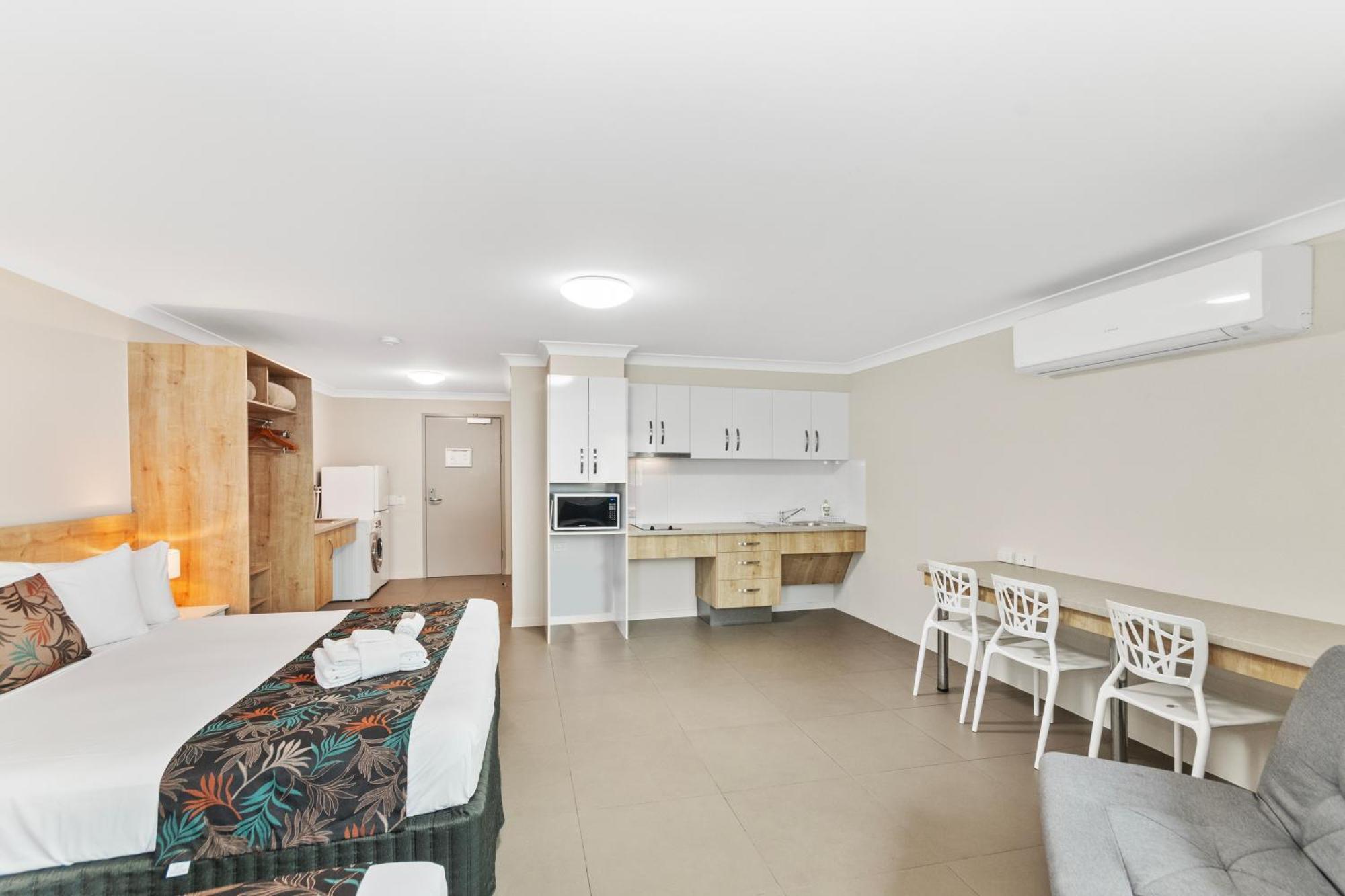 Castle Crest Motel Townsville Buitenkant foto