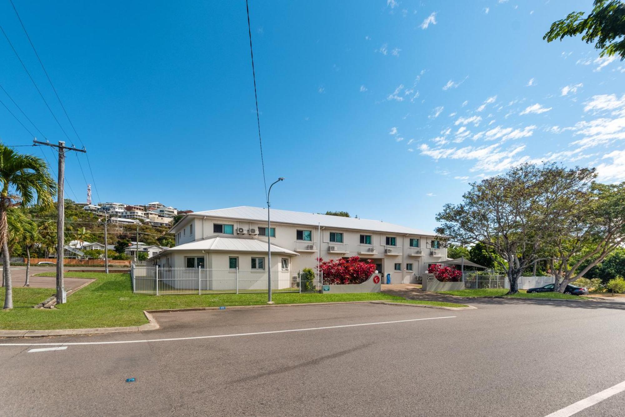 Castle Crest Motel Townsville Buitenkant foto